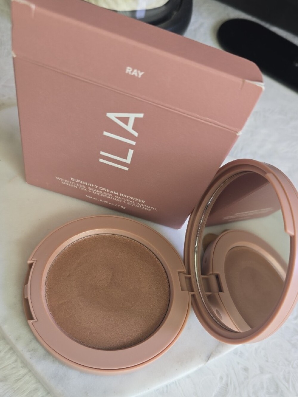 ILIA Sunshift Cream Bronzer Ray — Warm Brown - Picture 2 of 4